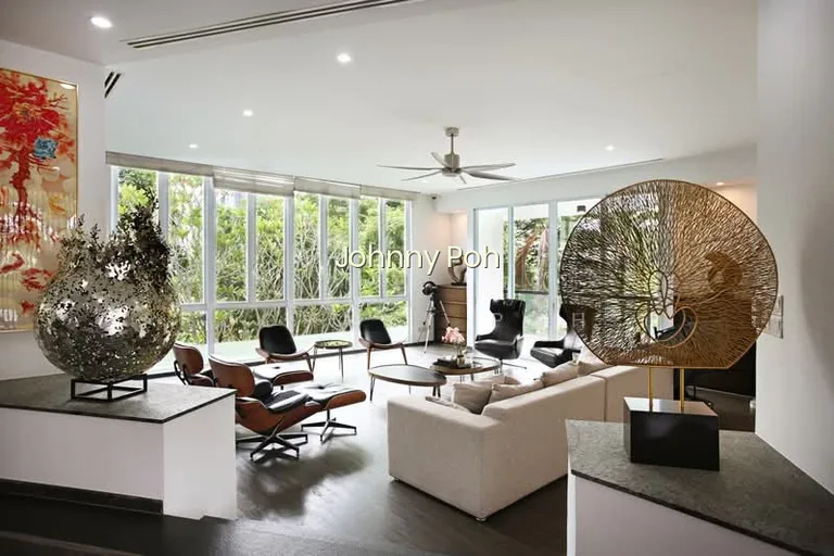 Beautiful Home at Hillview Estate image 1 of 10