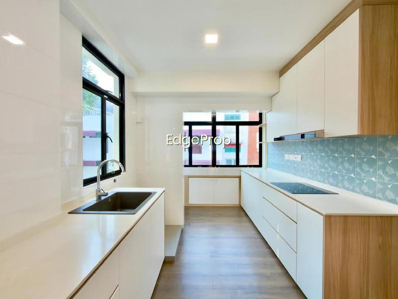 Adam Place photo 3