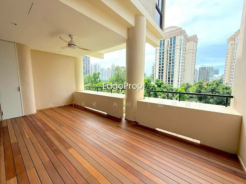 The Colonnade photo 2