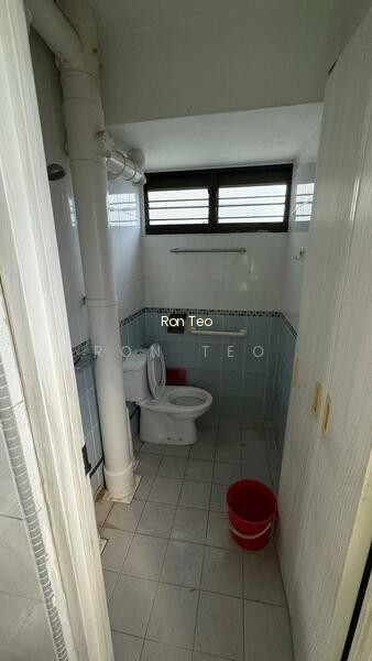 427 CLEMENTI AVENUE 3 image 1 of 10