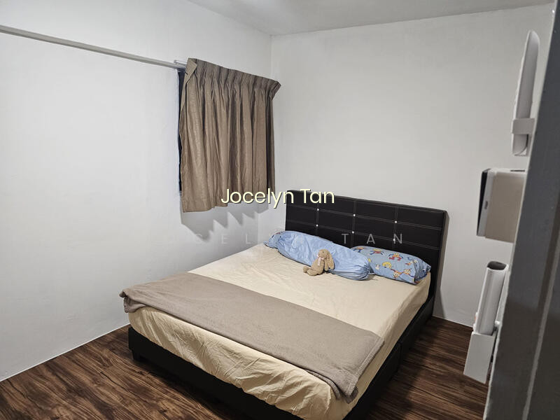 31 MARSILING DRIVE image 1 of 9