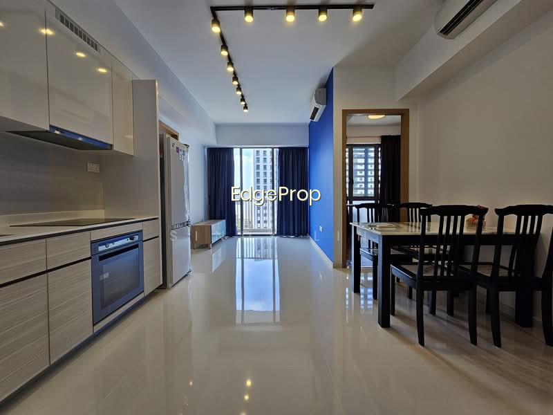 TRE RESIDENCES image 1 of 10