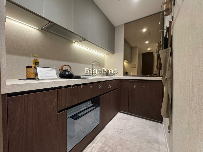 NEWPORT RESIDENCES photo 3