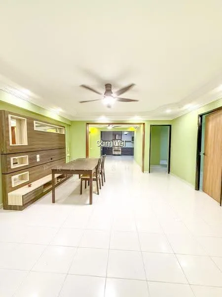 486 Pasir Ris Drive 4 image 1 of 9