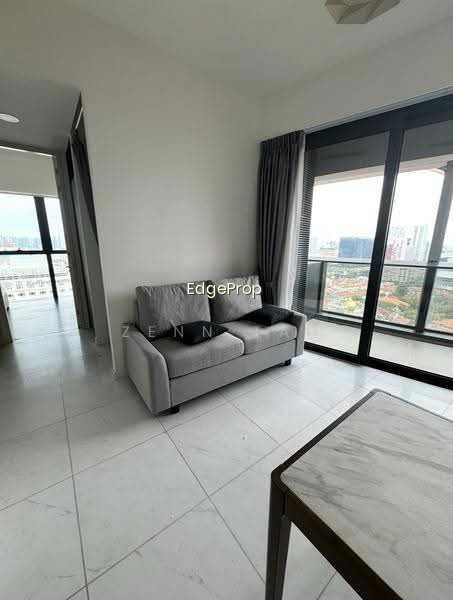 DUO RESIDENCES photo 2