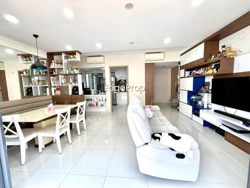 SKYPARK RESIDENCES image 1 of 10