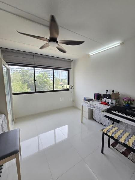 112 PASIR RIS STREET 11 image 1 of 10