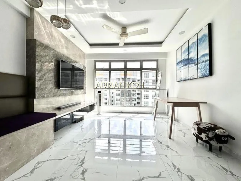 215B Compassvale Drive image 1 of 9
