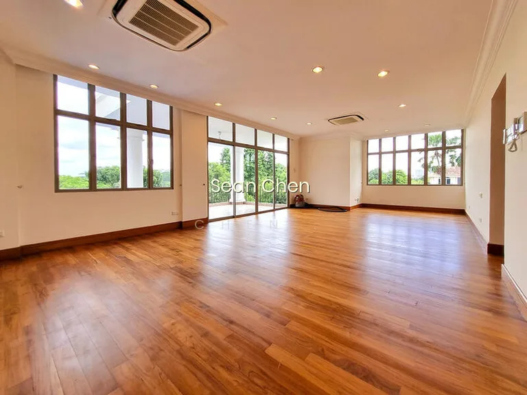 Extensive Variety of Good Class Bungalows image 1 of 4