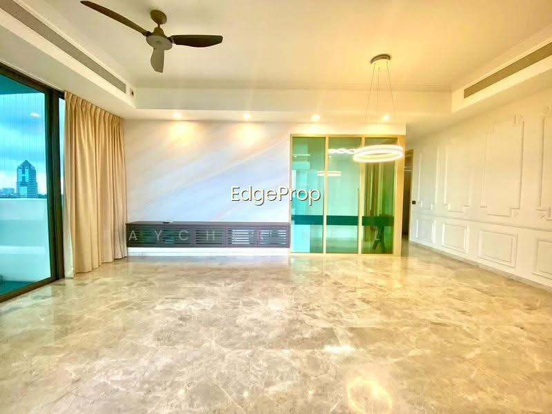 SKYLINE RESIDENCES photo 2
