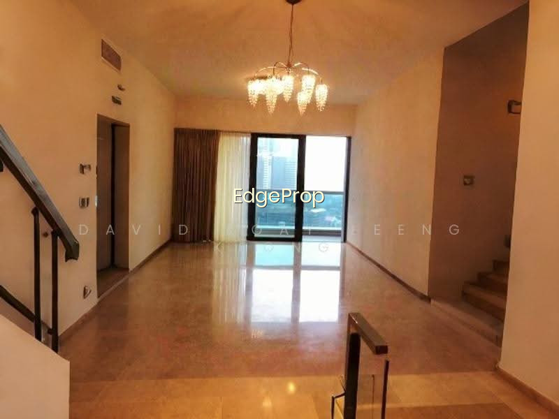 MARINA BAY RESIDENCES photo 3