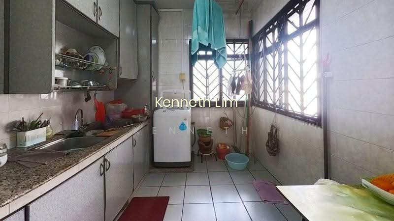 352 ANG MO KIO STREET 32 image 1 of 10