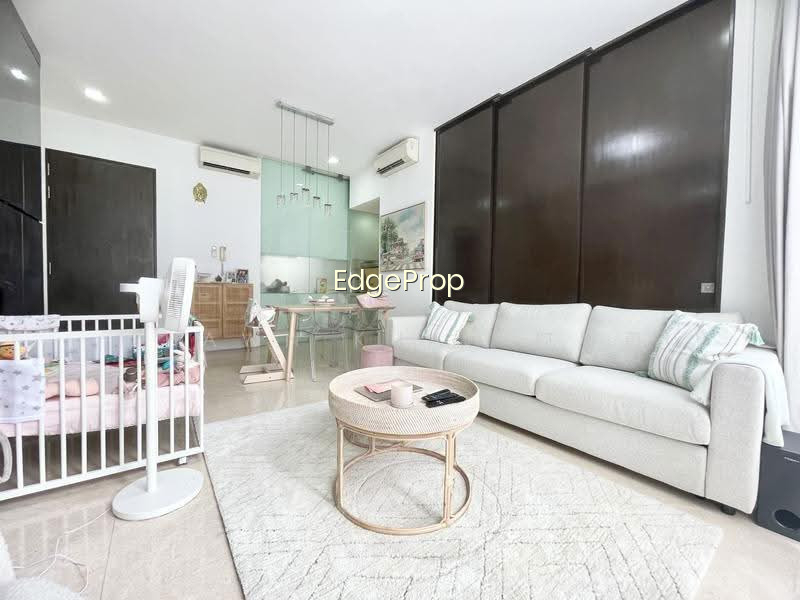 RESIDENCES AT 338A photo 3