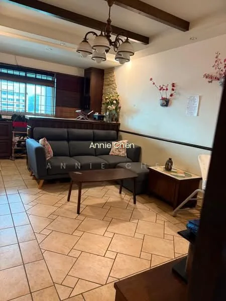 536 Bukit Batok Street 52 image 1 of 10