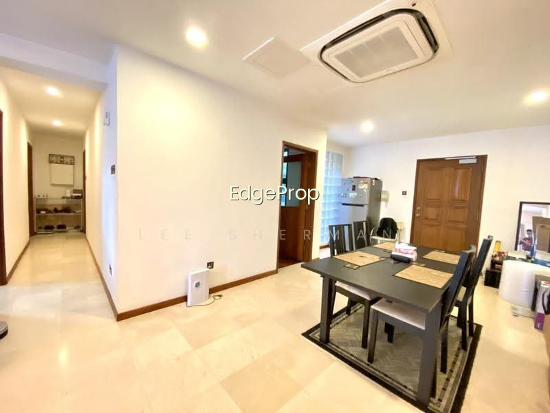 90 Holland Road photo 3
