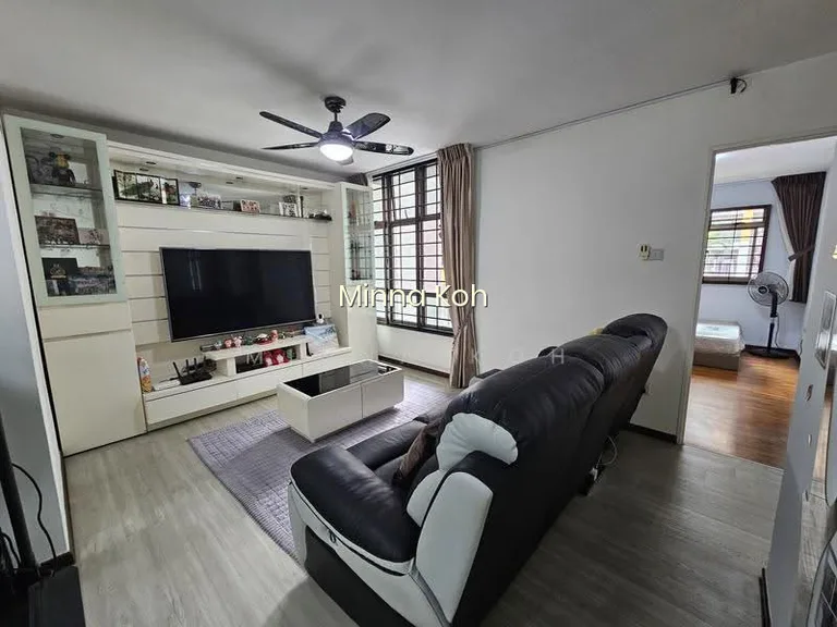 677C Jurong West Street 64 image 1 of 10