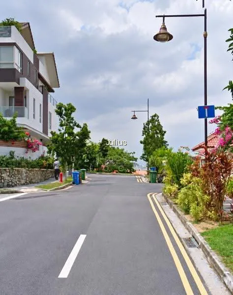 Finest New Listed Best for Subdivision Detached - Semi-Detached Frankel Siglap Estate image 1 of 5
