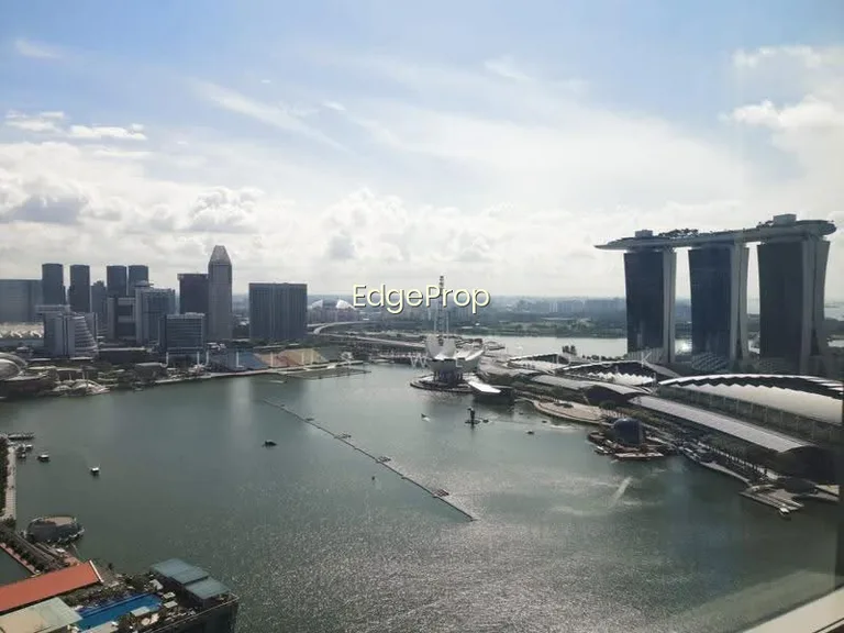 Marina Bay Residences image 1 of 10