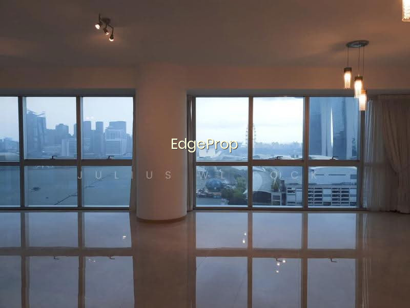 MARINA BAY RESIDENCES photo 6