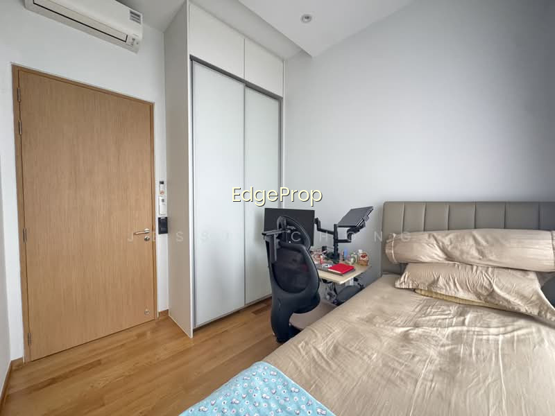 PEAK RESIDENCE photo 4