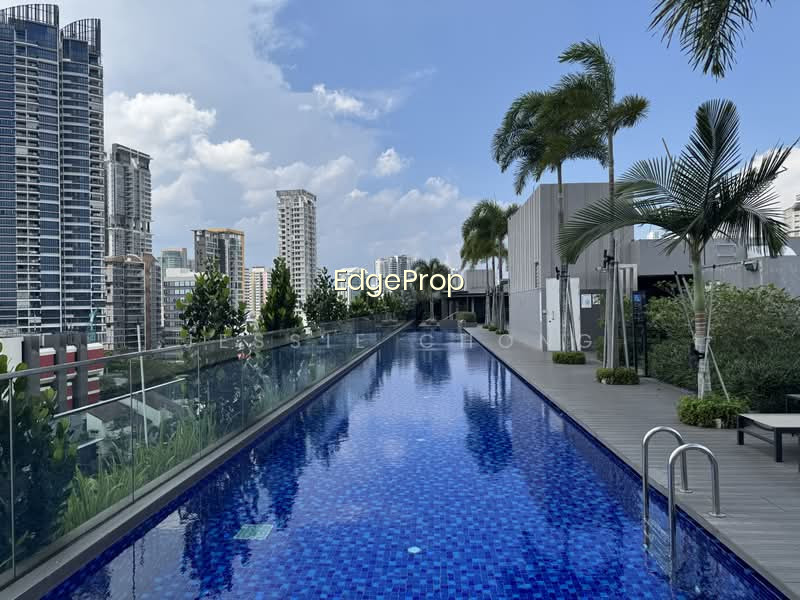PEAK RESIDENCE photo 6