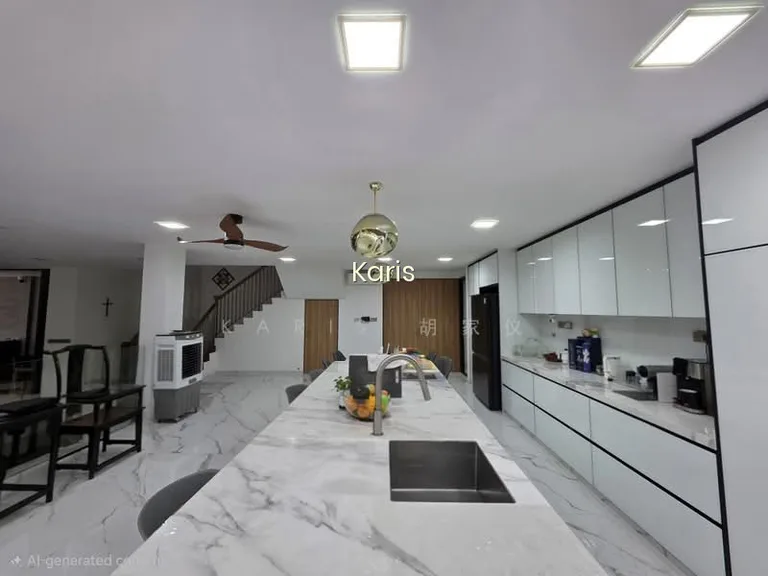 Craving for More Space? This Home Delivers! Karis 胡家仪 8100.5550 image 1 of 3