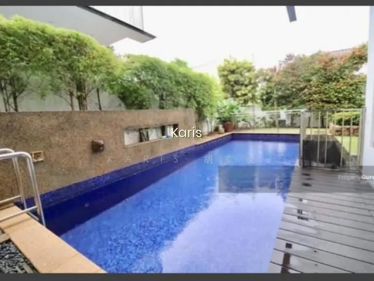 Elevated & Serene Karis 胡家仪 8100.5550 image 1 of 3