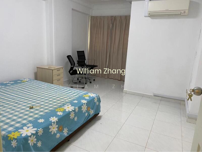 260 BOON LAY DRIVE image 1 of 8