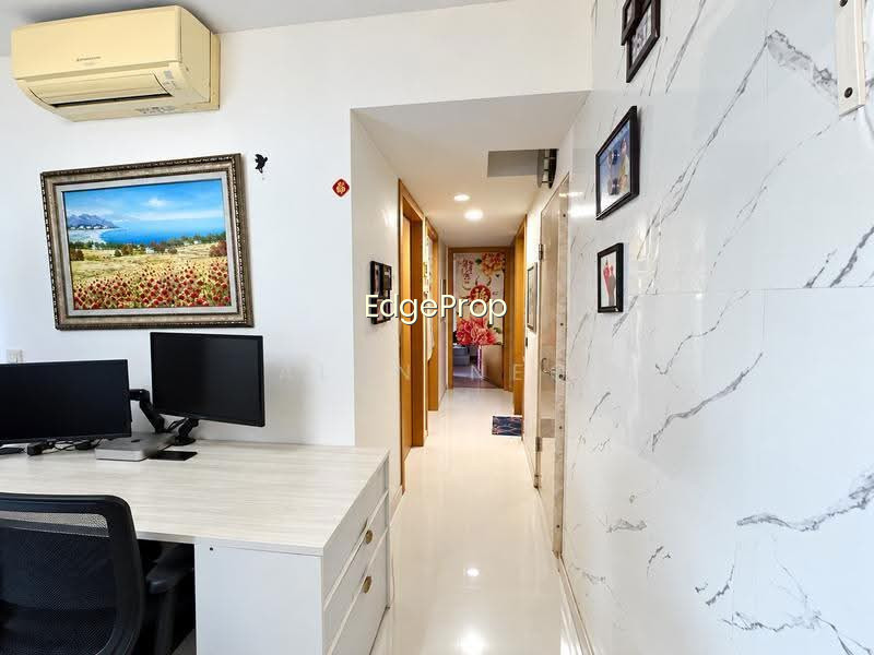 AUSTVILLE RESIDENCES photo 4