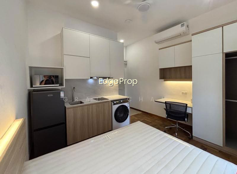 932C EAST COAST ROAD photo 4