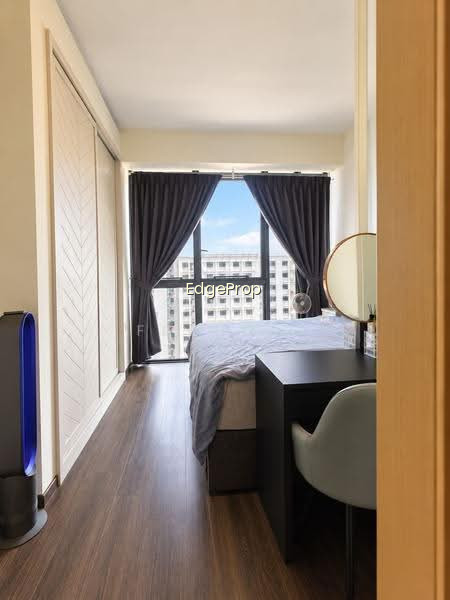 THE LUXURIE photo 4