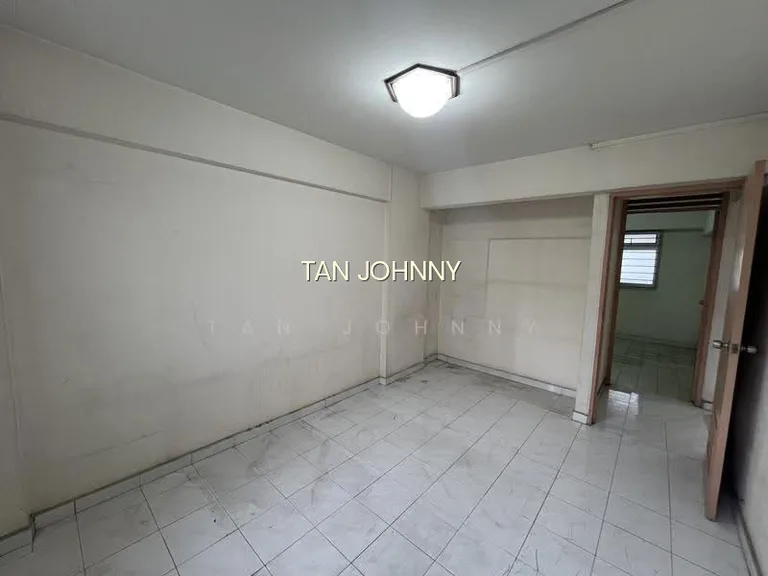762 Yishun Street 72 image 1 of 10