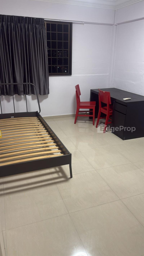 749 YISHUN STREET 72 image 1 of 7