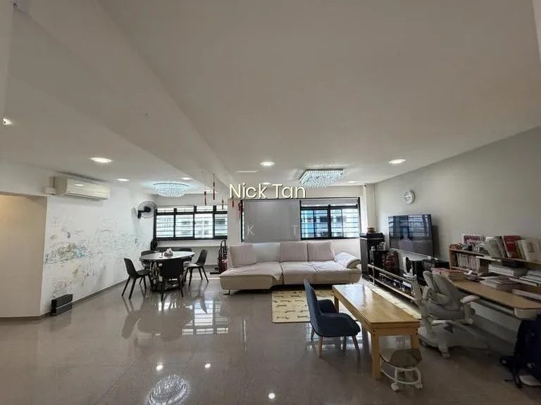 451 Fajar Road image 1 of 10