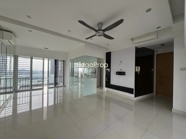 The Regency at Tiong Bahru image 1 of 10