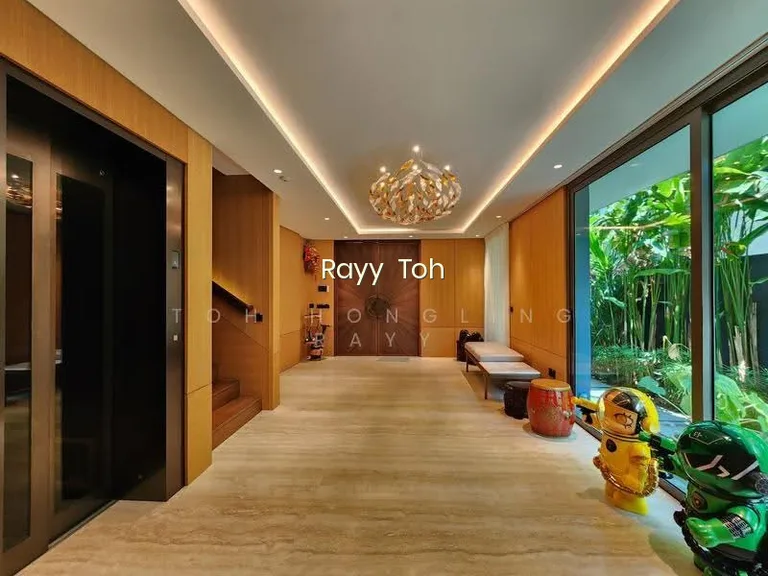 Fully Rebuilt I Macpherson Garden Estate I 3600SQFT Land With Approx 8000SQFT Built I 6 Car Park image 1 of 10