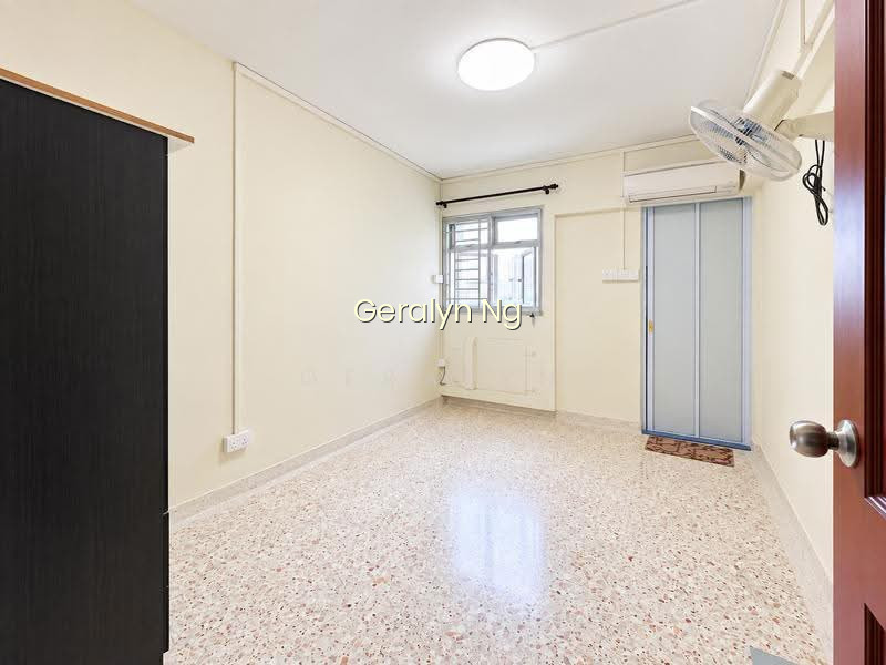 456 ANG MO KIO AVENUE 10 image 1 of 10