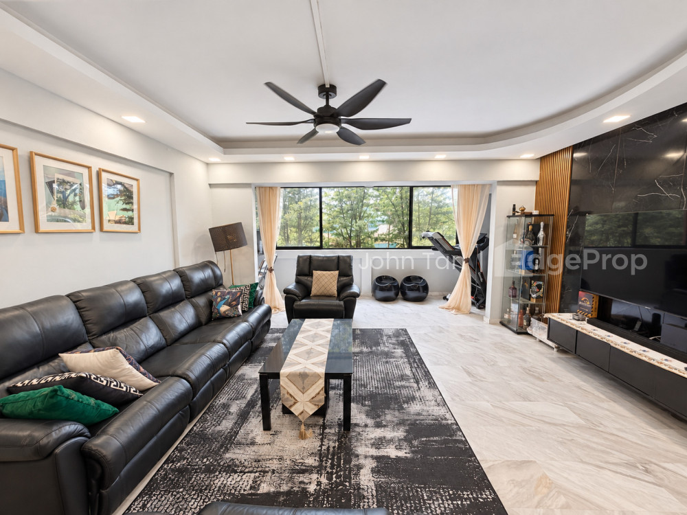 409 JURONG WEST STREET 42 image 1 of 10