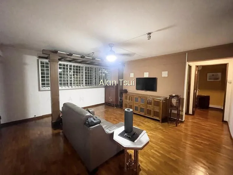 17 Marine Terrace image 1 of 10