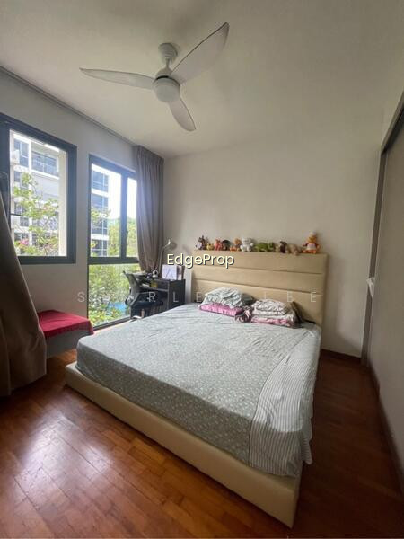 PALM ISLES photo 2