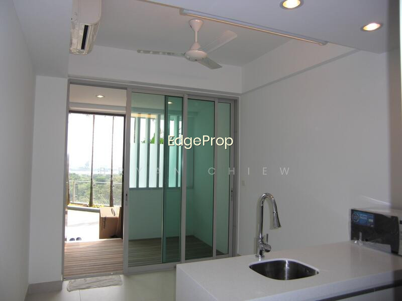 THE ROCHESTER RESIDENCES photo 2