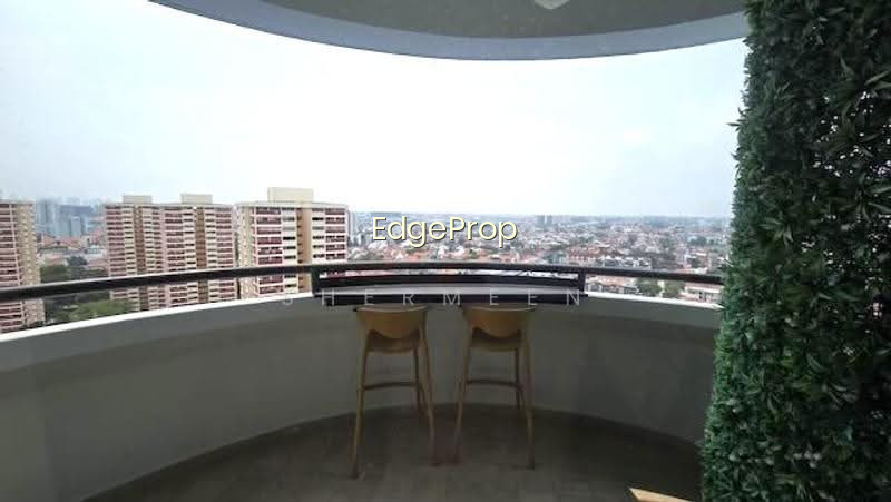 MANDARIN GARDENS photo 2