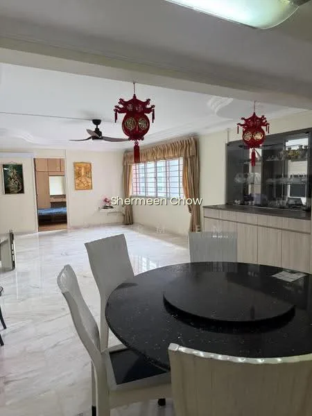 747 Pasir Ris Street 71 image 1 of 10