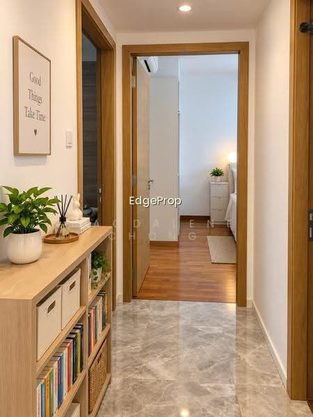 THE SANTORINI photo 3