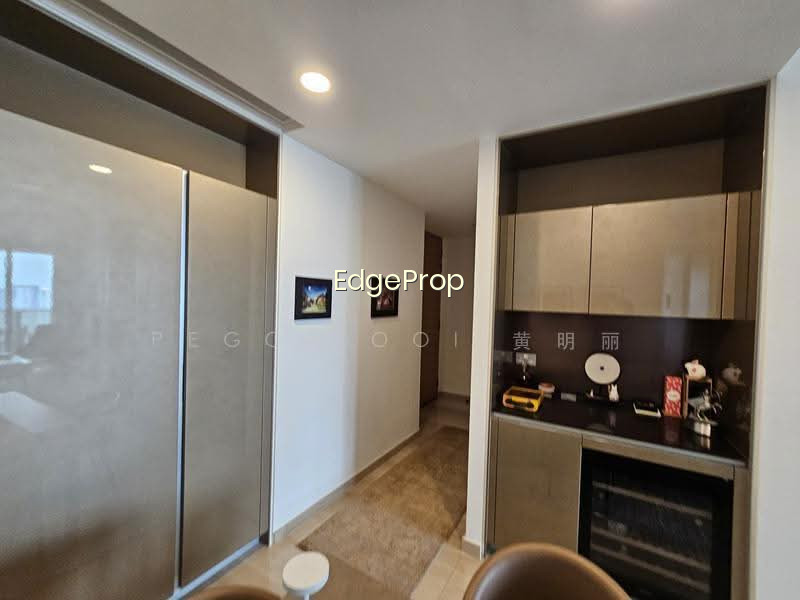 DUO RESIDENCES photo 4