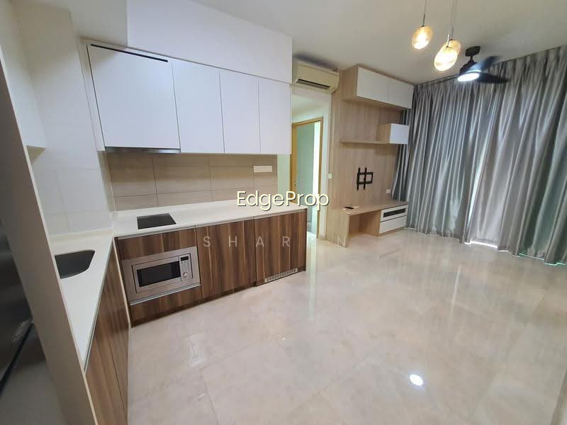 THE GLADES photo 2