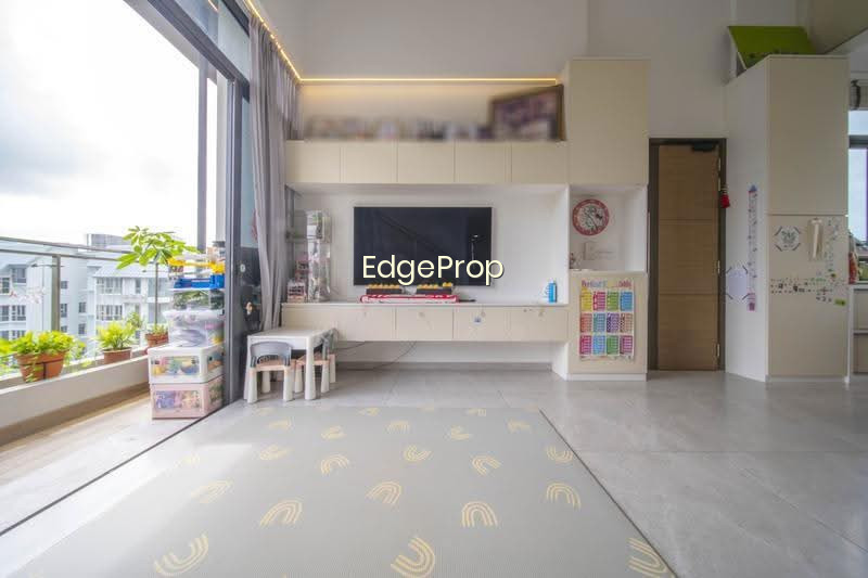 PARKWOOD RESIDENCES photo 3