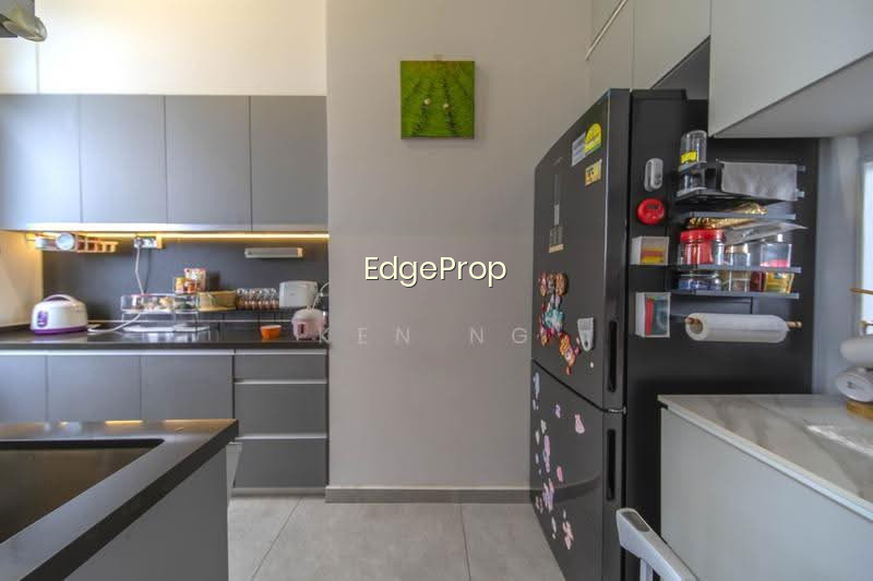 PARKWOOD RESIDENCES photo 6