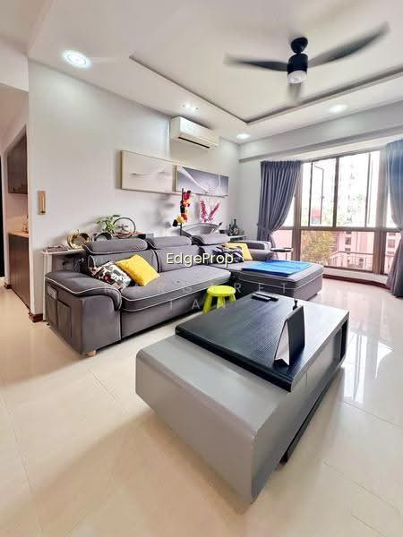 PARKVIEW APARTMENTS photo 3