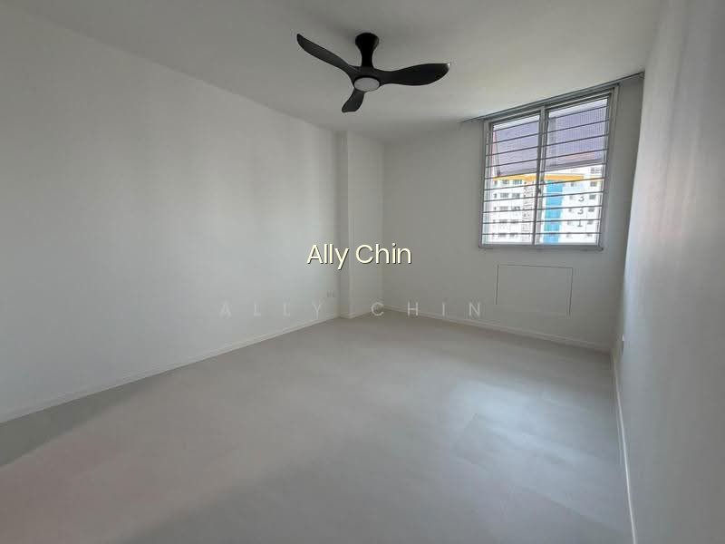 339B SEMBAWANG CLOSE image 1 of 10